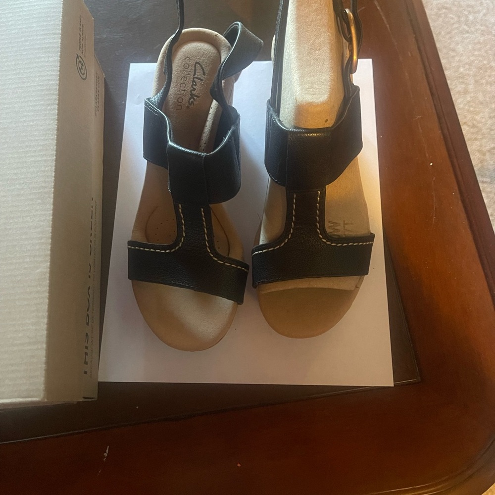Clarks Collection “Giselle” sandals:Brand New size-6.5W